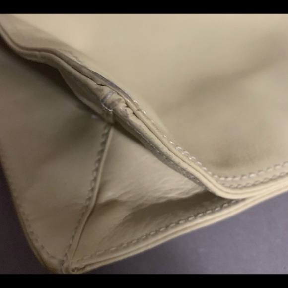 Chanel Beige Boho Leather Crossbody Satchel Messenger Bag Vintage AUTHENTIC - Picture 12 of 16